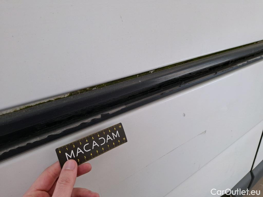  Renault  Master RENAULT  VU 4p Fourgon Gd Conf F3500 L1H1 dCi 100 #37