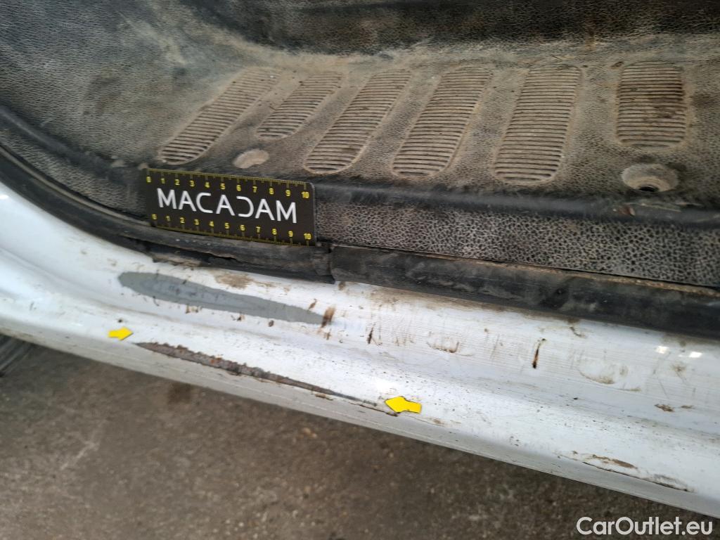  Renault  Master RENAULT  VU 4p Fourgon Gd Conf F3500 L1H1 dCi 100 #24