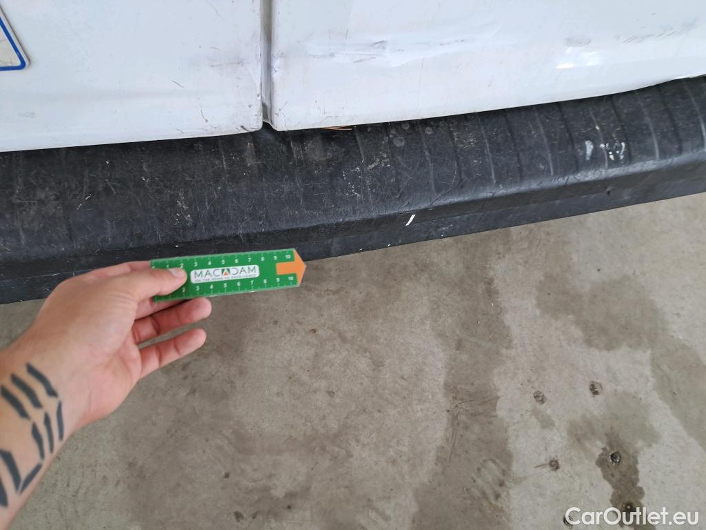  Renault  Trafic RENAULT  VU 4p VNA FG-GCF L1H1 1000 dCi 115 fourgon tôlé (V904) #53