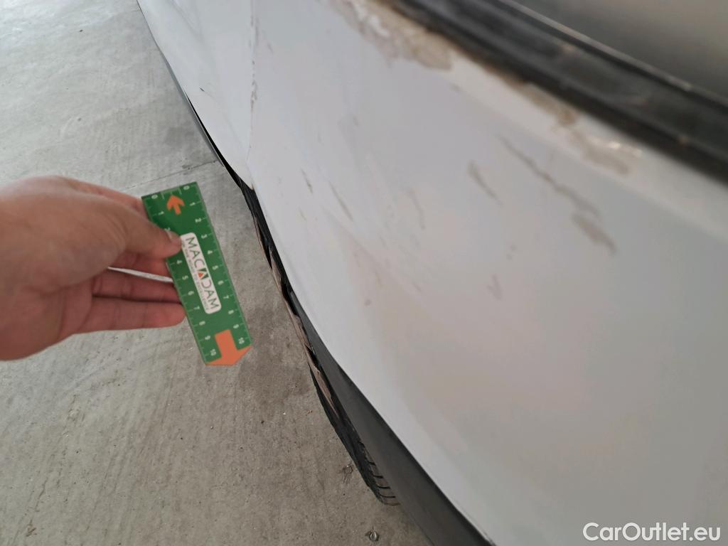  Renault  Trafic RENAULT  VU 4p VNA FG-GCF L1H1 1000 dCi 115 fourgon tôlé (V904) #31