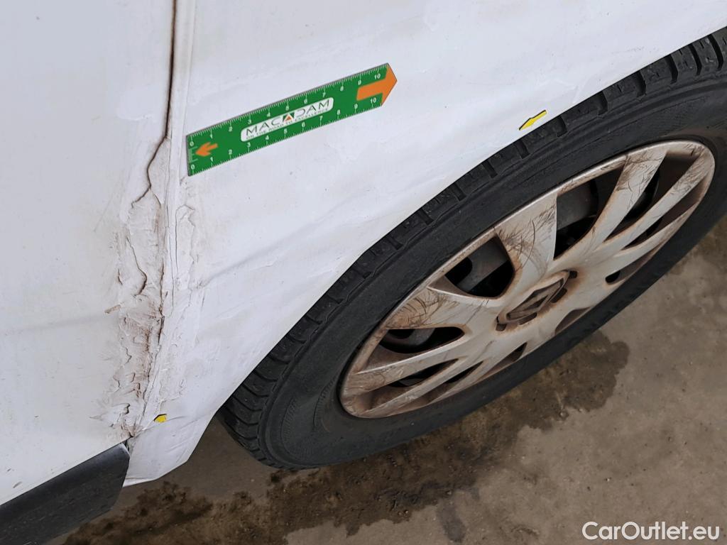  Renault  Trafic RENAULT  VU 4p VNA FG-GCF L1H1 1000 dCi 115 fourgon tôlé (V904) #17