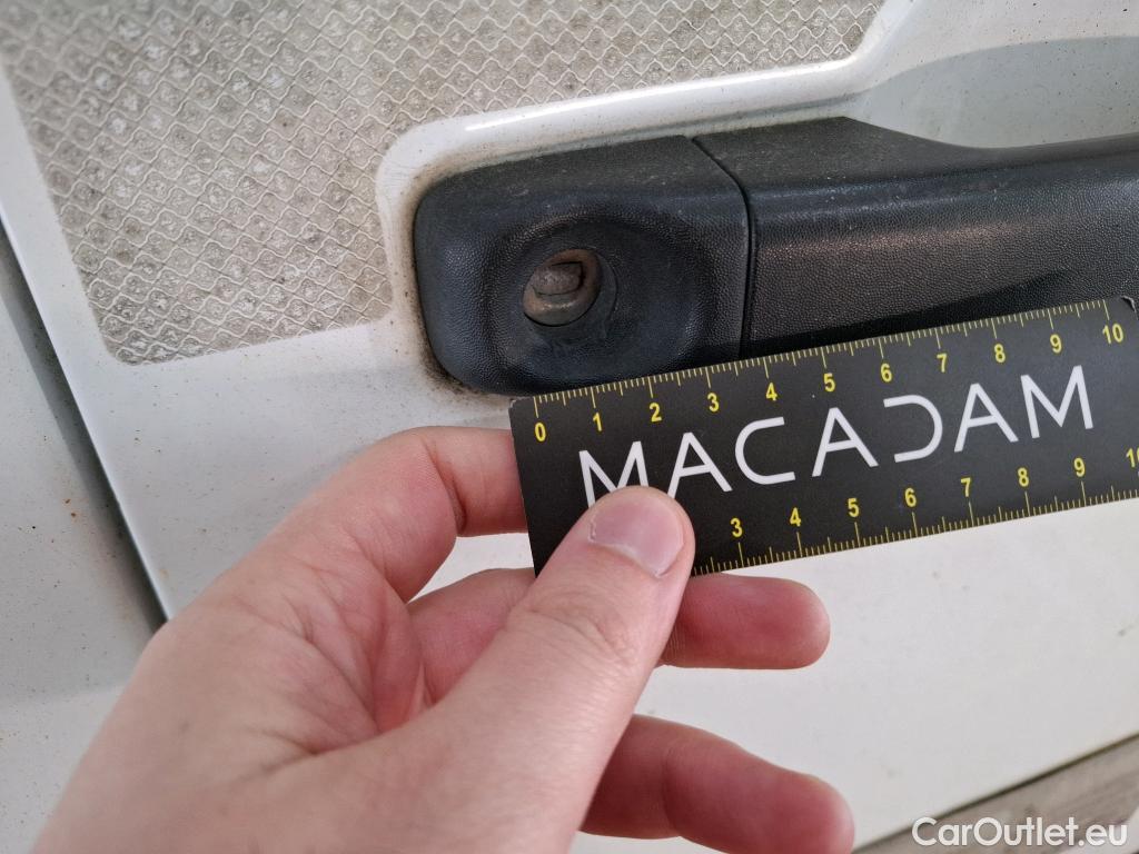  Renault  Master RENAULT  VU 4p Fourgon Gd Conf F3500 L1H1 dCi 100 #17