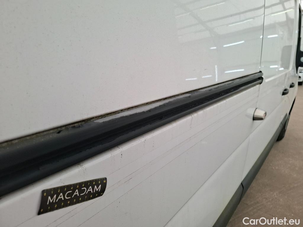  Renault  Master  Furgon L2H2 HKa 3 5 Komfort #31