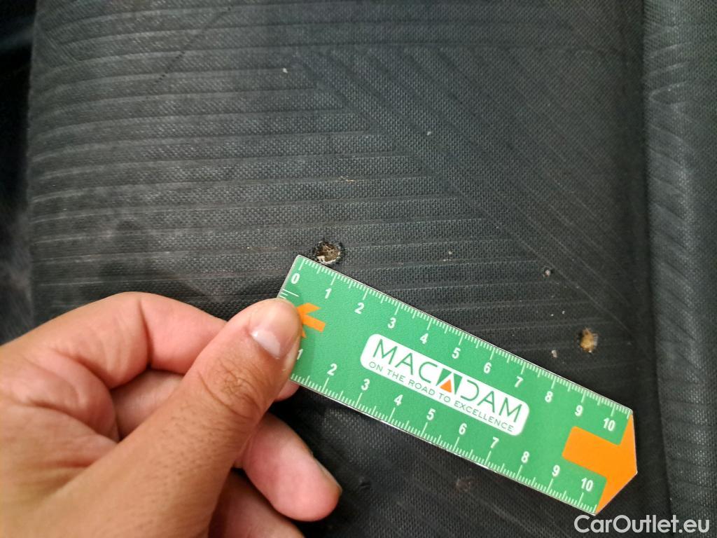  Renault  Trafic RENAULT  VU 4p VNA FG-GCF L1H1 1000 dCi 115 fourgon tôlé (V904) #49