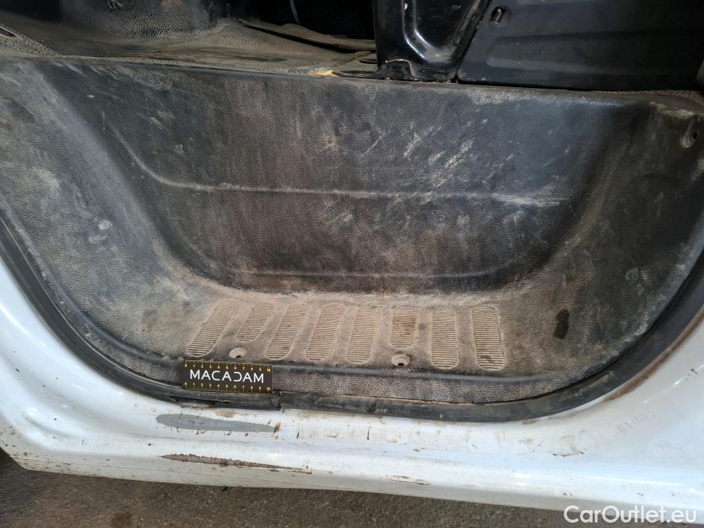  Renault  Master RENAULT  VU 4p Fourgon Gd Conf F3500 L1H1 dCi 100 #19