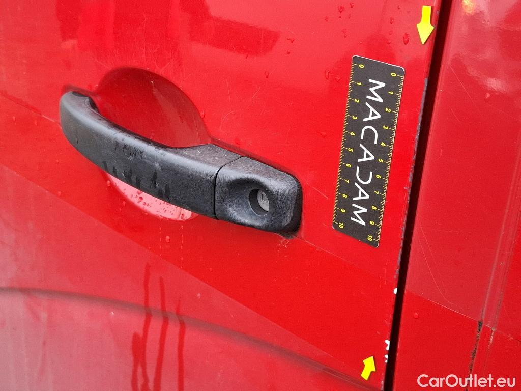  Renault  Master RENAULT  VU 4p Fourgon FG GCf TracF3500 L1H1 dCi110 S&S #90