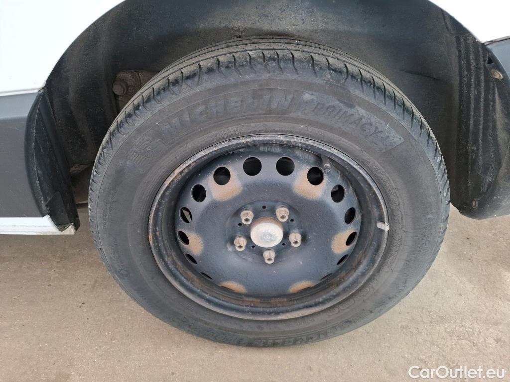  Renault  Kangoo  II Express Maxi Grand Confort 1.5 dCi 95CV BVM6 E6dT #45