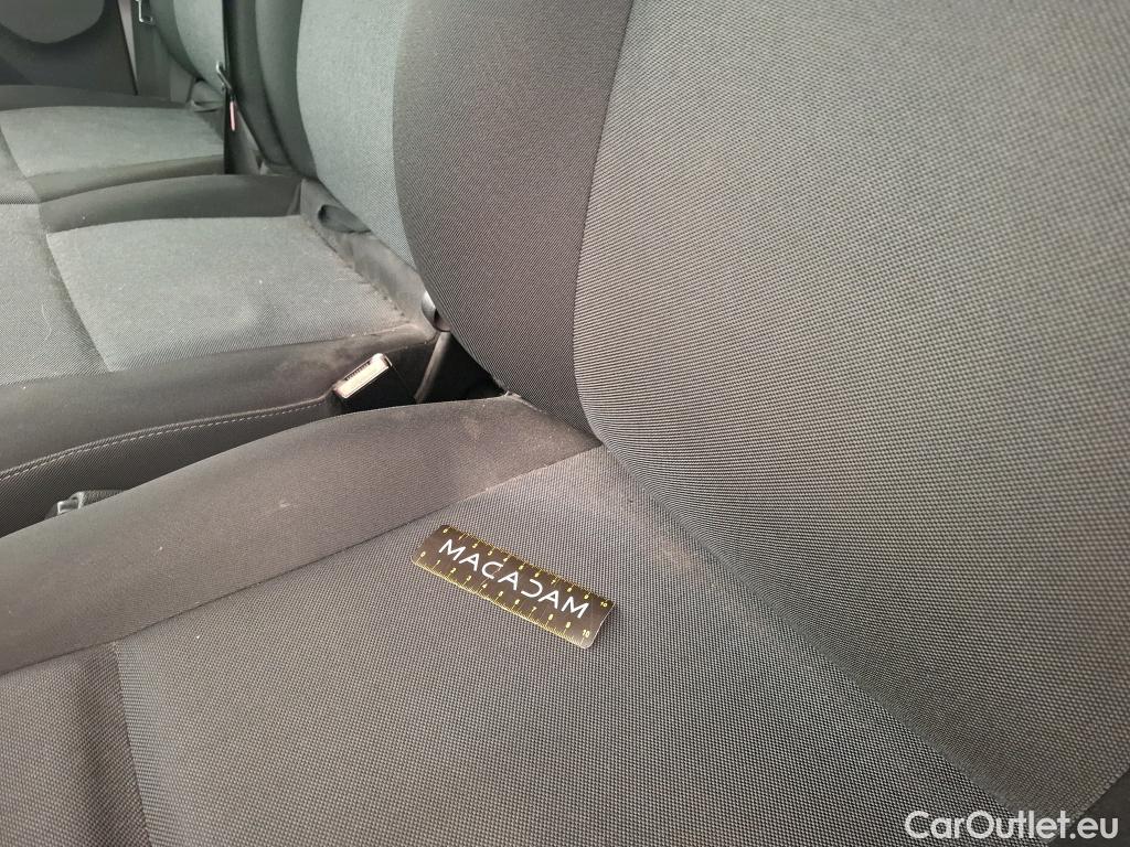  Renault  Master  Furgon L2H2 HKa 3 5 Komfort #40