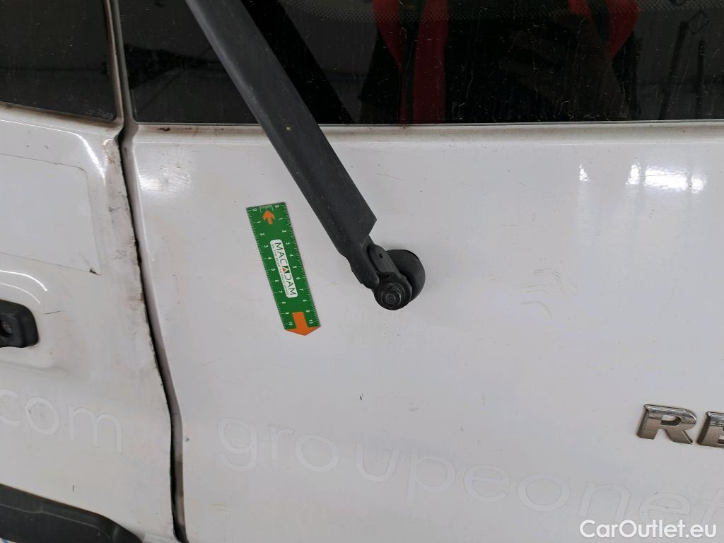  Renault  Trafic RENAULT  VU 4p VNA FG-GCF L1H1 1000 dCi 115 fourgon tôlé (V904) #90