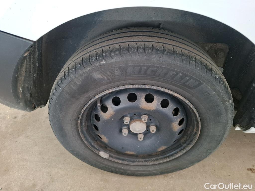  Renault  Kangoo  II Express Maxi Grand Confort 1.5 dCi 95CV BVM6 E6dT #47