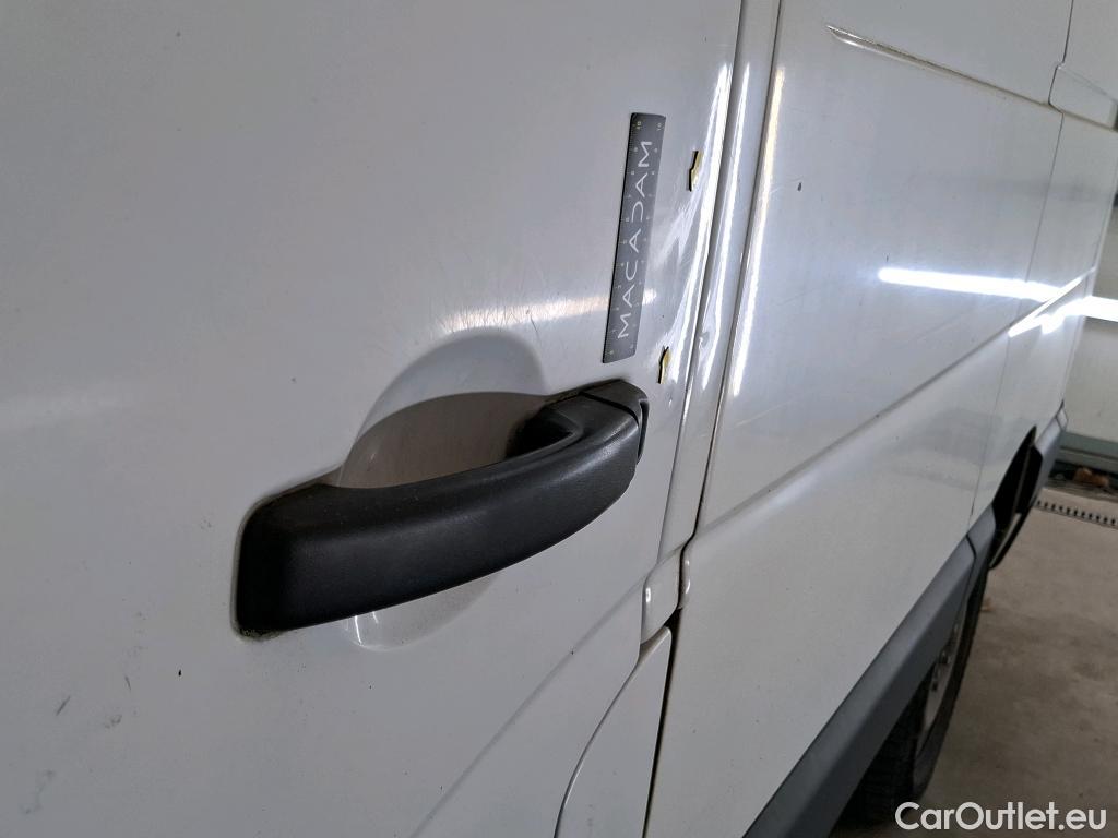  Renault  Master RENAULT  VU 4p Fourgon Gd Conf F3500 L1H1 dCi 100 #32