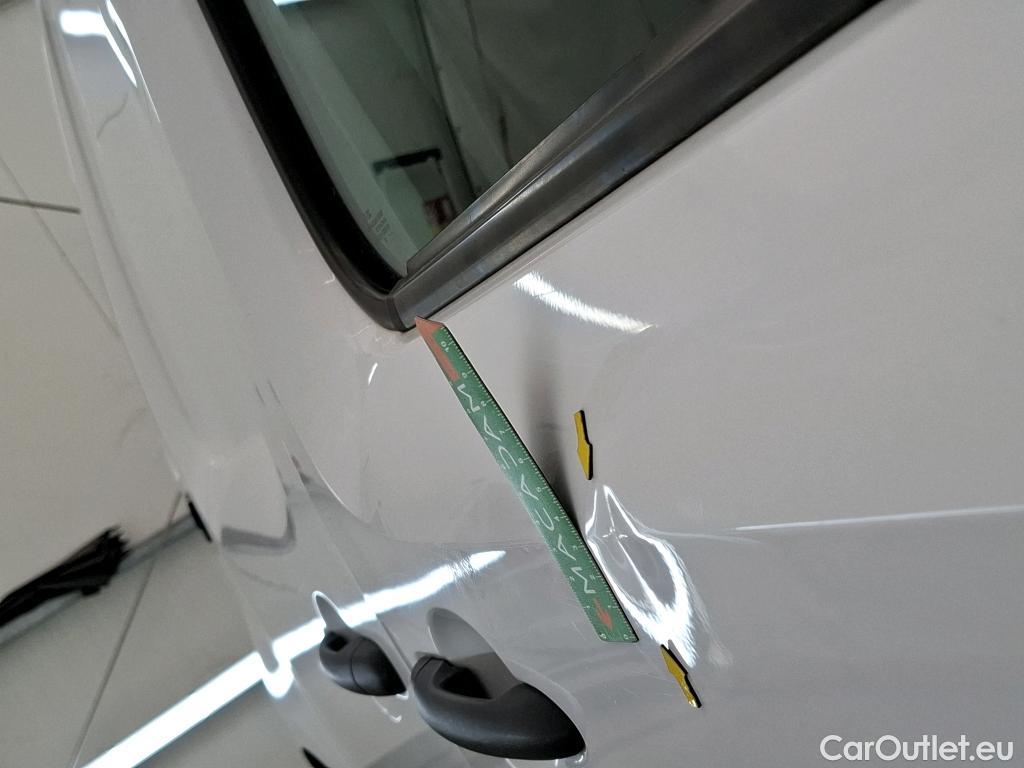  Renault  Kangoo RENAULT  Express / 2013 / 4P / Fourgonnette Extra R-Link - Blue dCi 95 #9