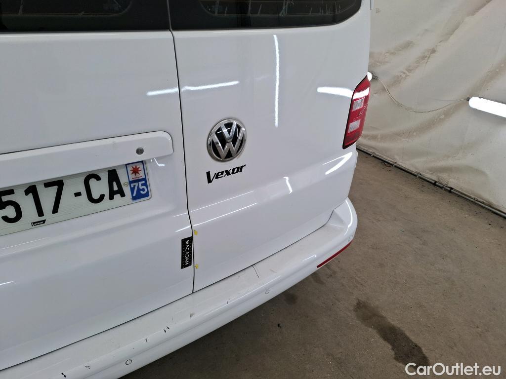  Volkswagen  Transporter T6  Fourgon Plus Comfortline 2.0 TDI 150CV BVA7 E6 #9