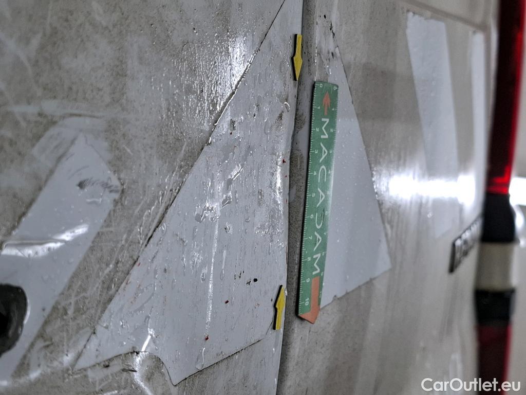  Renault  Trafic RENAULT  / 2019 / 4P / Fourgon tole FG GCF L1H1 1200 dCi 120 #8