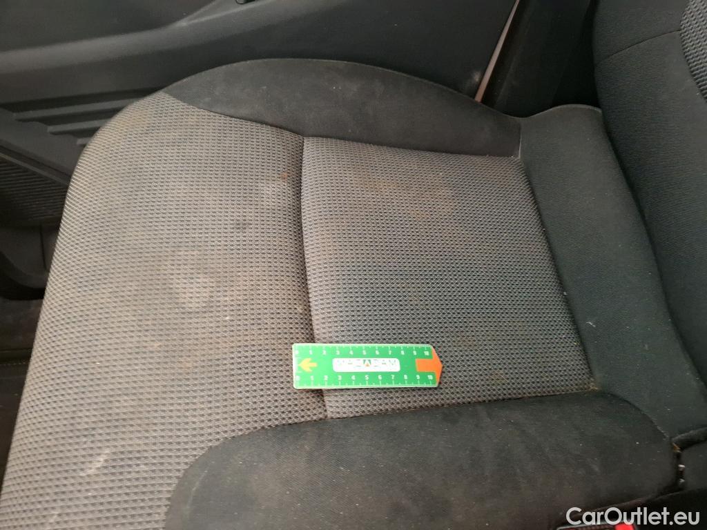  Renault  Trafic RENAULT  / 2021 / 4P / Fourgon tôlé FG CF L1H1 2T8 Blue dCi 130 #57