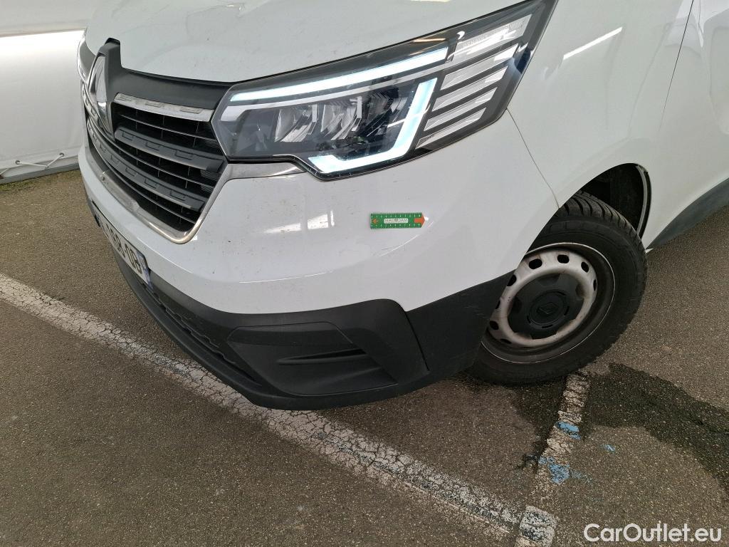  Renault  Trafic RENAULT  / 2021 / 4P / Fourgon tôlé FG CF L1H1 2T8 Blue dCi 130 #62