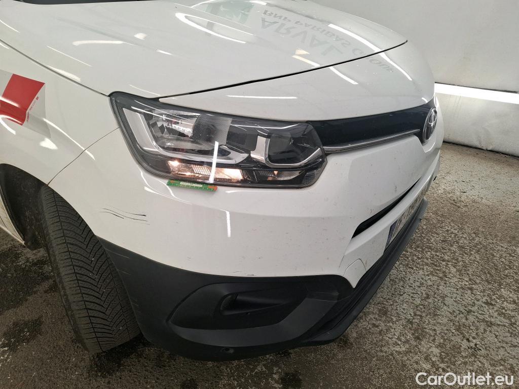  Toyota  Proace TOYOTA  City / 2019 / 4P / Fourgonnette 1.5 Medium 100 D-4D Business #39