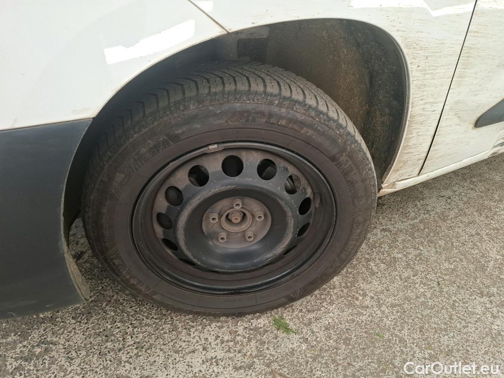  Toyota  Proace TOYOTA  City / 2019 / 4P / Fourgonnette 1.5 Medium 100 D-4D Business #57