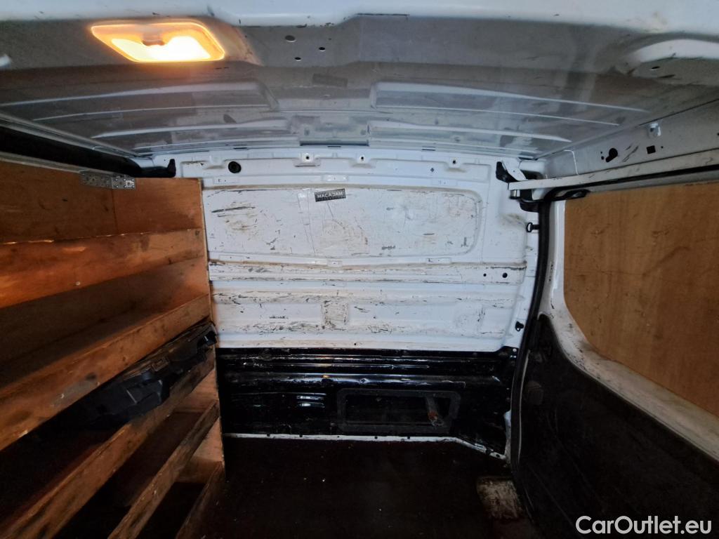  Renault  Trafic  Furgon Grand Confort L1H1 1000 1.6 dCi 120CV BVM6 E6 #32