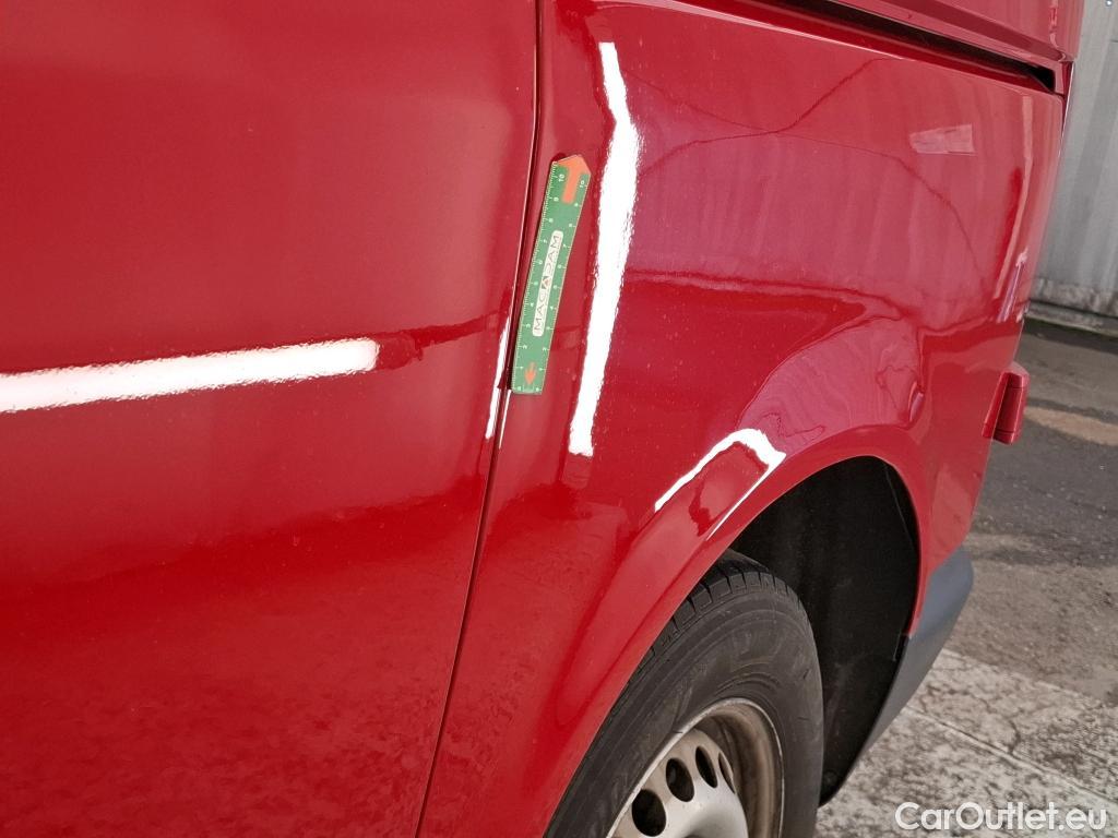  Volkswagen  Touran VOLKSWAGEN Transporter / 2015 / 4P / Fourgon tôlé 2.0 TDi 150 DSG7 L1H1 Business Line #11