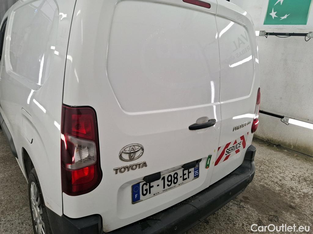  Toyota  Proace TOYOTA  City / 2019 / 4P / Fourgonnette 1.5 Medium 100 D-4D Business #48
