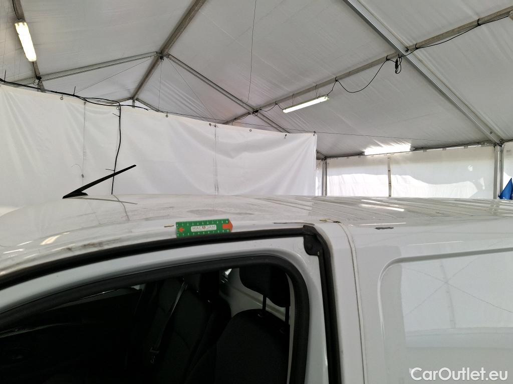  Renault  Trafic RENAULT  / 2021 / 4P / Fourgon tôlé FG CF L1H1 2T8 Blue dCi 130 #29