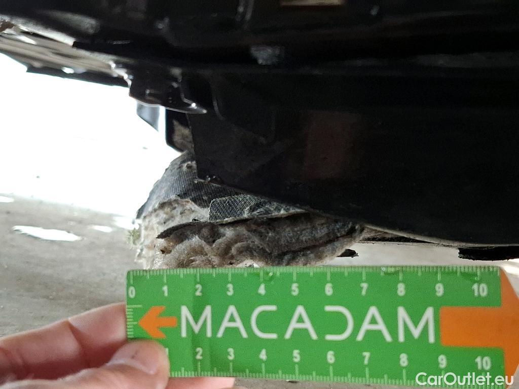  Renault  Trafic RENAULT  / 2019 / 4P / Fourgon tole FG GCF L1H1 1200 dCi 120 #17