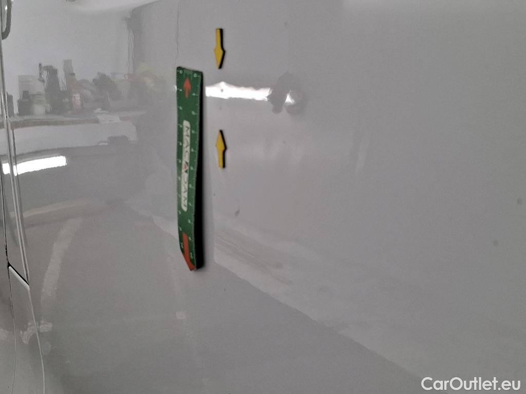  Renault  Trafic RENAULT  / 2021 / 4P / Fourgon tôlé FG CF L1H1 2T8 Blue dCi 130 #65