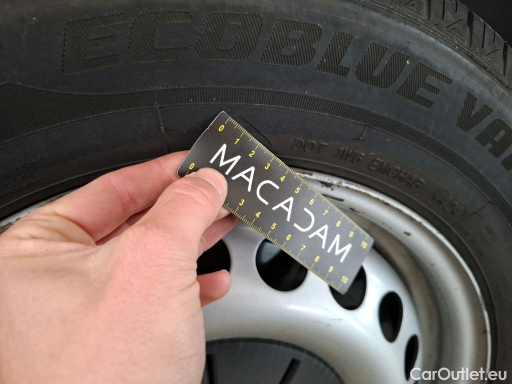  Volkswagen  Transporter T6  Fourgon Plus Comfortline 2.0 TDI 150CV BVA7 E6 #38