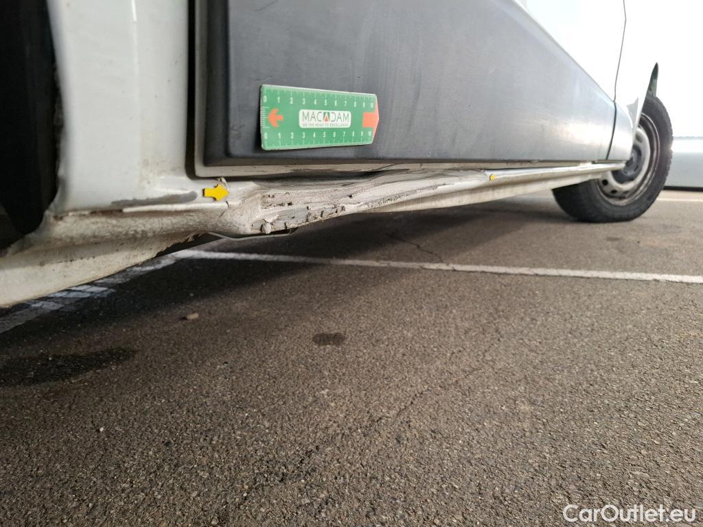  Renault  Trafic RENAULT  / 2021 / 4P / Fourgon tôlé FG CF L1H1 2T8 Blue dCi 130 #2