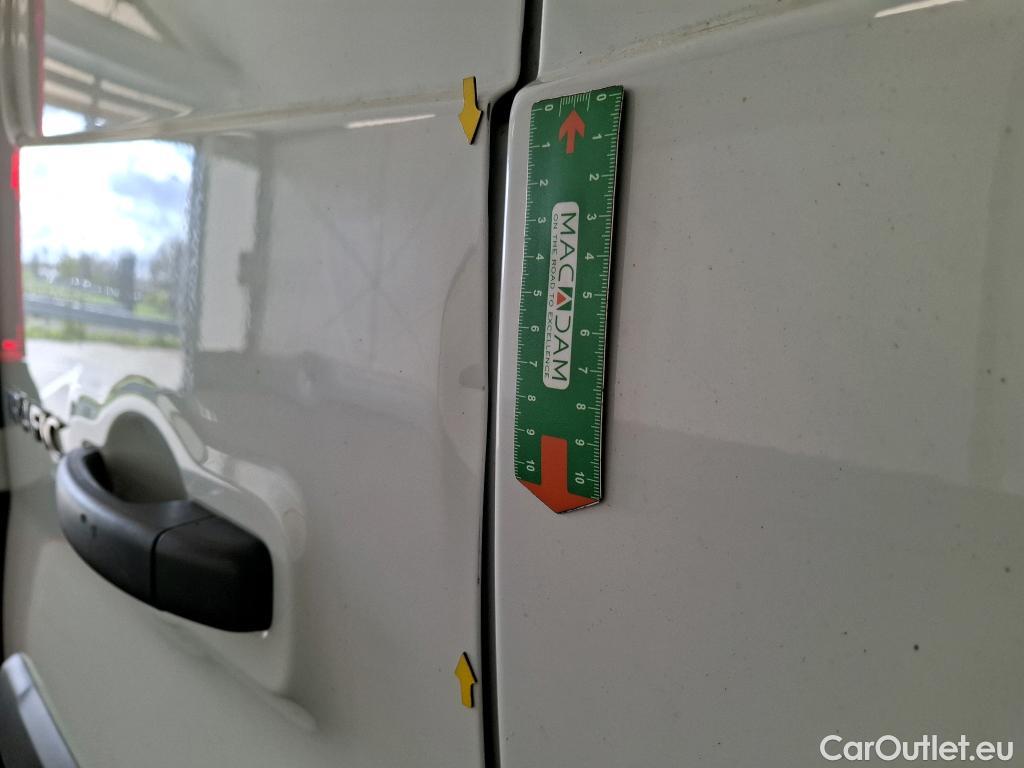  Renault  Trafic RENAULT  / 2021 / 4P / Fourgon tôlé FG CF L1H1 2T8 Blue dCi 130 #36