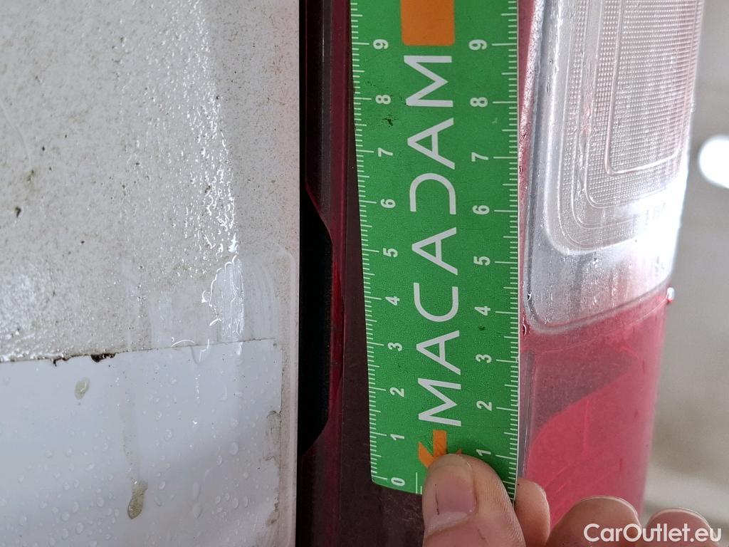  Renault  Trafic RENAULT  / 2019 / 4P / Fourgon tole FG GCF L1H1 1200 dCi 120 #19