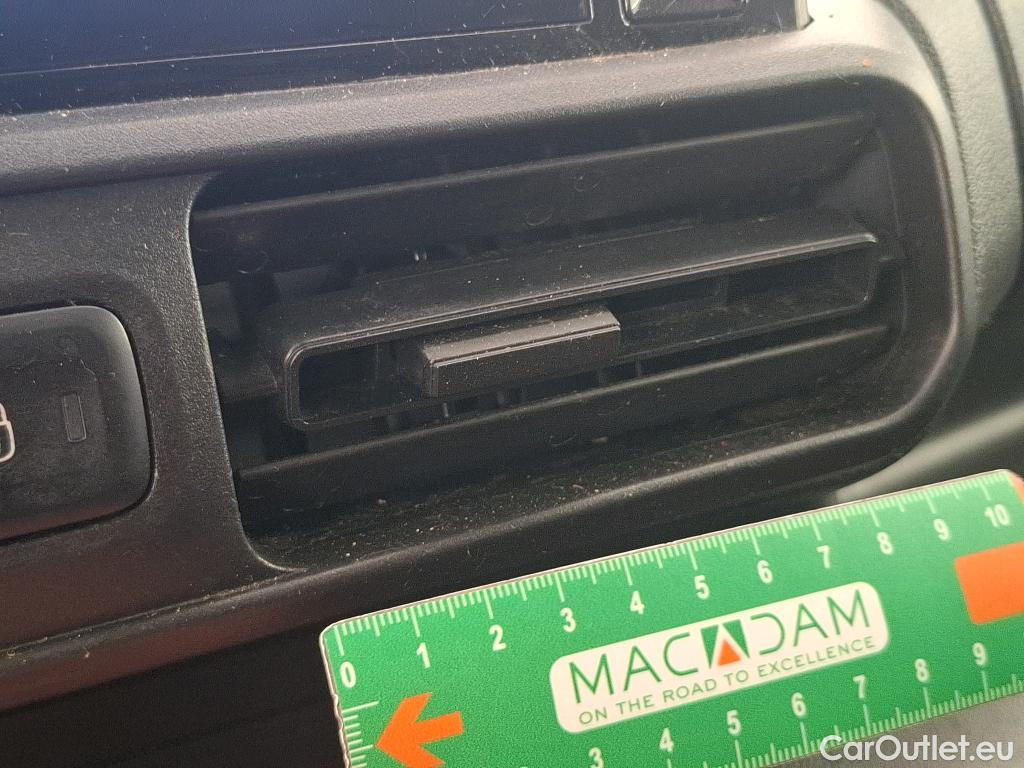  Toyota  Proace TOYOTA  City / 2019 / 4P / Fourgonnette 1.5 Medium 100 D-4D Business #45