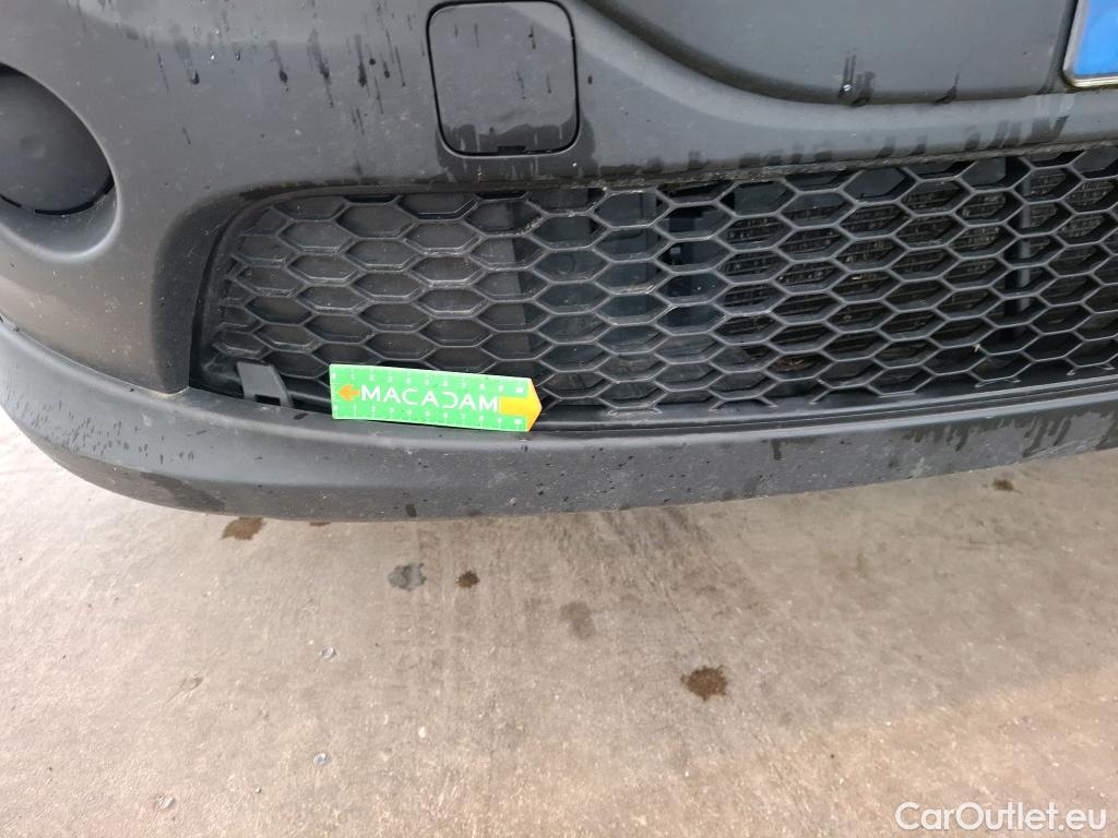  Renault  Trafic RENAULT  / 2019 / 4P / Fourgon tole FG GCF L1H1 1200 dCi 120 #41