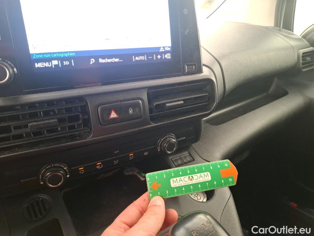  Toyota  Proace TOYOTA  City / 2019 / 4P / Fourgonnette 1.5 Medium 100 D-4D Business #44