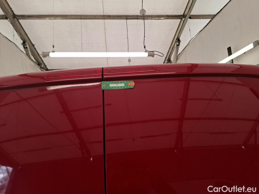  Volkswagen  Touran VOLKSWAGEN Transporter / 2015 / 4P / Fourgon tôlé 2.0 TDi 150 DSG7 L1H1 Business Line #36