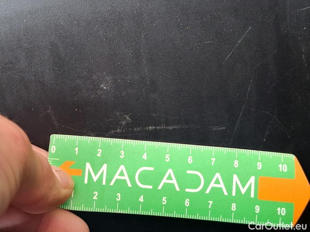  Renault  Trafic RENAULT  / 2019 / 4P / Fourgon tole FG GCF L1H1 1200 dCi 120 #27