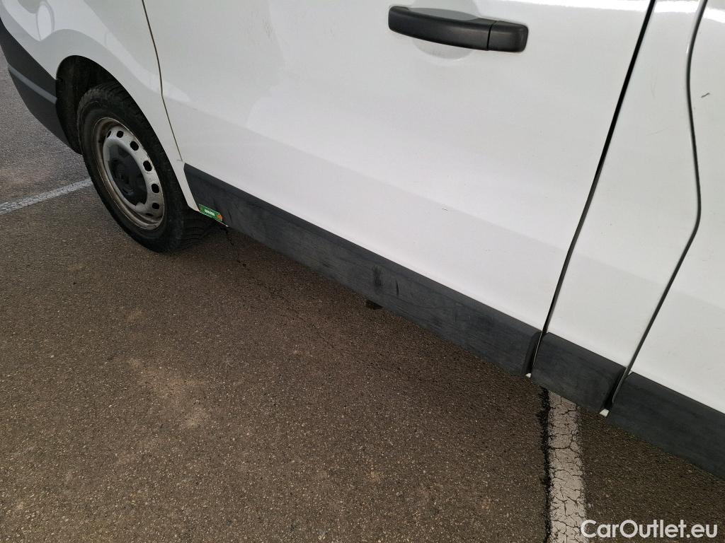  Renault  Trafic RENAULT  / 2021 / 4P / Fourgon tôlé FG CF L1H1 2T8 Blue dCi 130 #1