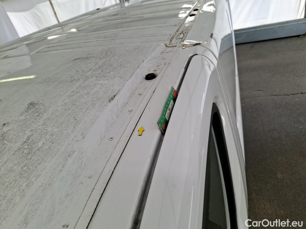  Renault  Trafic RENAULT  / 2021 / 4P / Fourgon tôlé FG CF L1H1 2T8 Blue dCi 130 #32