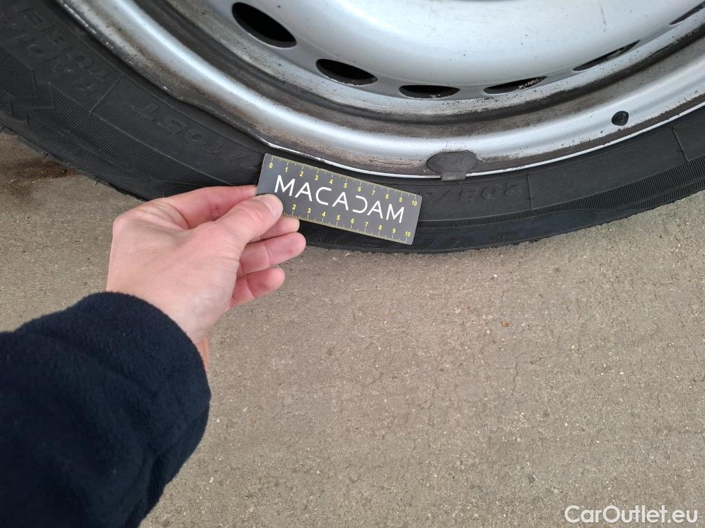  Volkswagen  Transporter T6  Fourgon Plus Comfortline 2.0 TDI 150CV BVA7 E6 #47