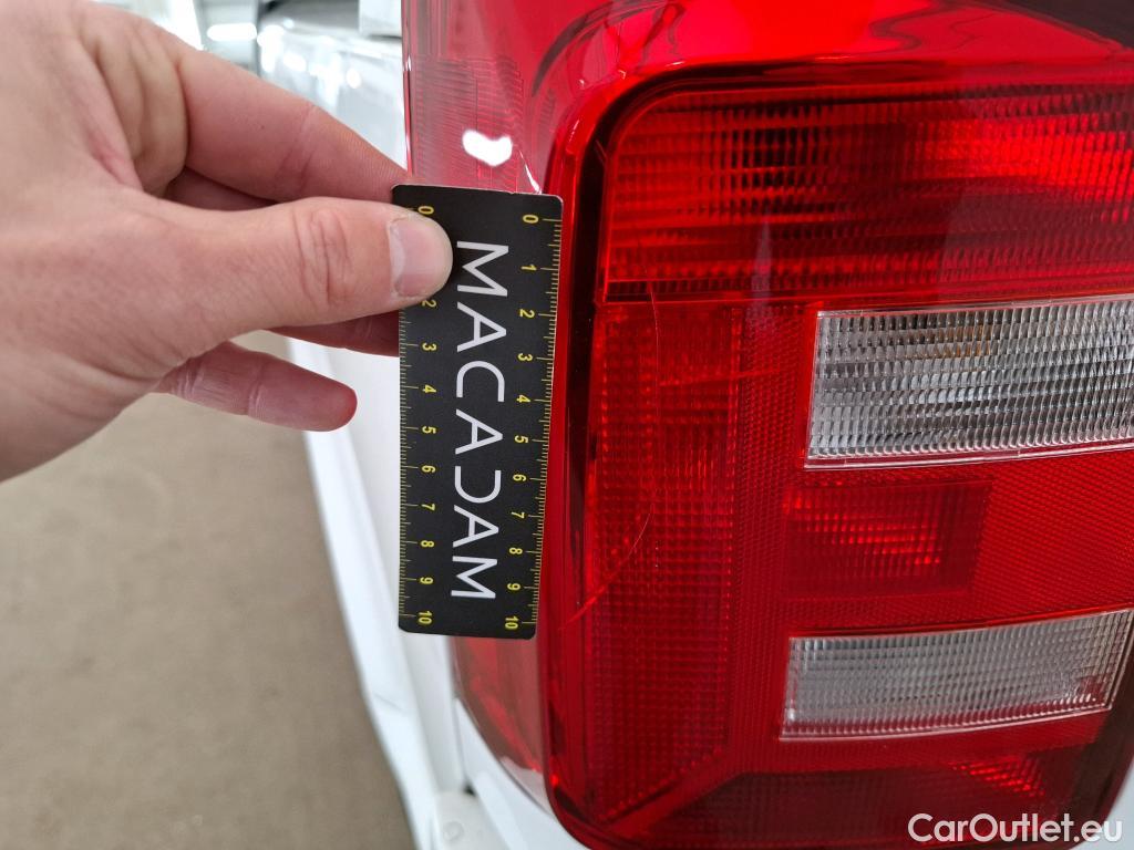  Volkswagen  Transporter T6  Fourgon Plus Comfortline 2.0 TDI 150CV BVA7 E6 #41