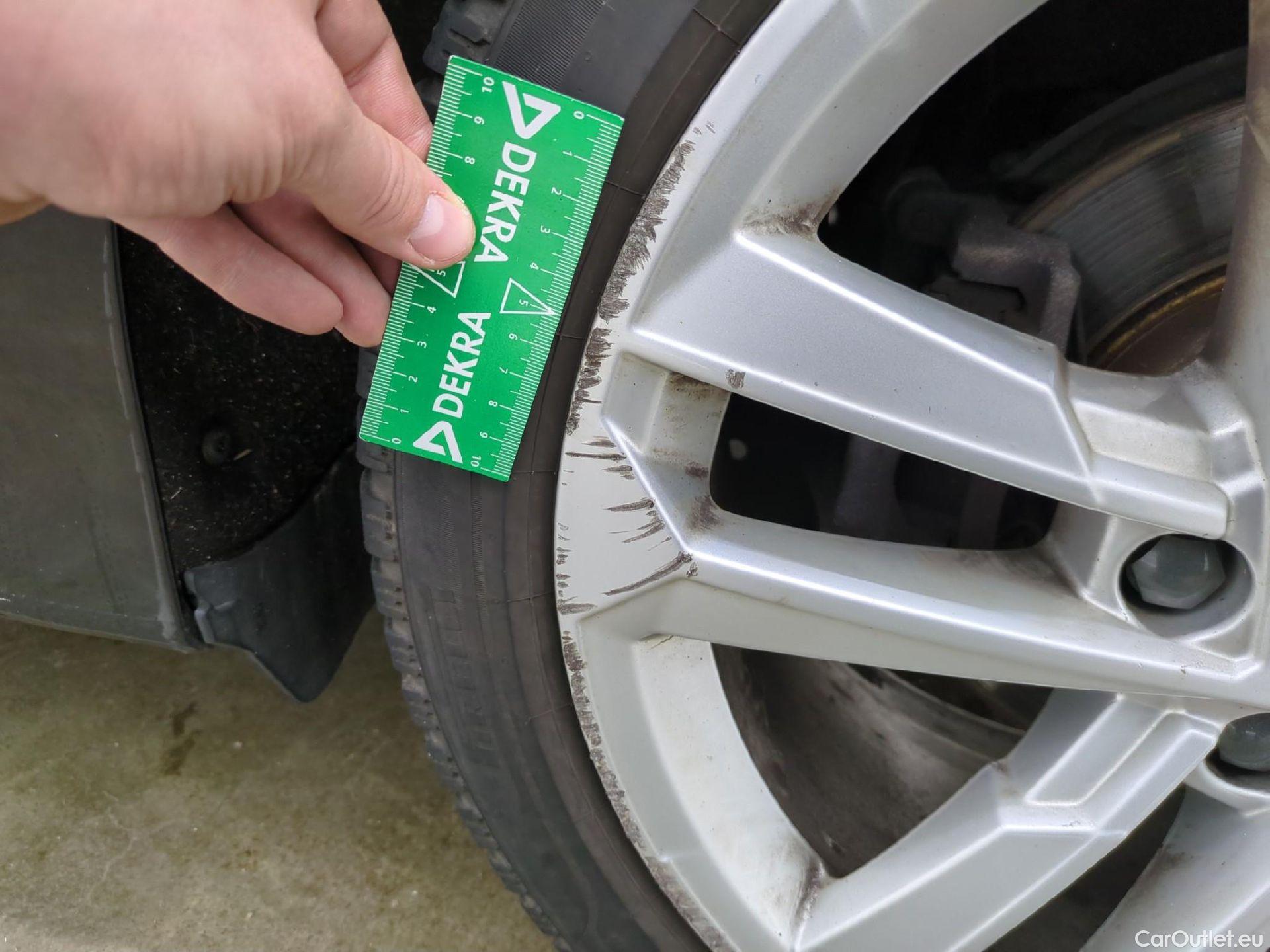  Audi  A3 AUDI  Sportback / 2020 / 5P / Berline 35 TFSI 150 MHEV S Tronic Business Line #18