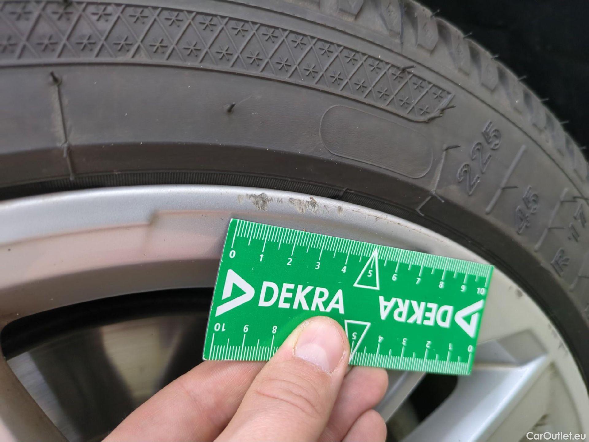  Audi  A3 AUDI  Sportback / 2020 / 5P / Berline 35 TFSI 150 MHEV S Tronic Business Line #2