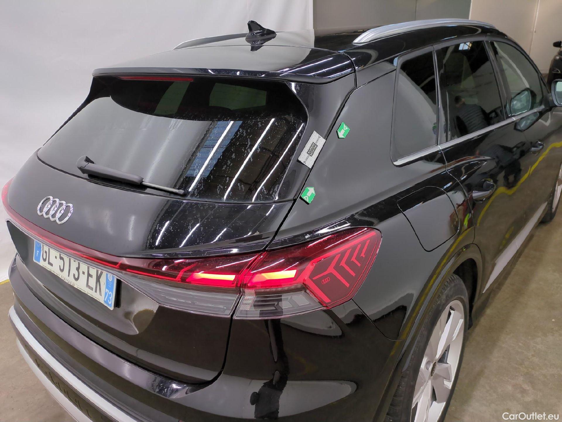  Audi  Q4 E-Tron  40 e-tron S line 55kWh BVA #10