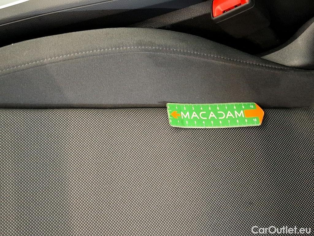  Audi  Q3 AUDI  / 2018 / 5P / SUV 45 TFSI E 245 S TRONIC DESIGN #4