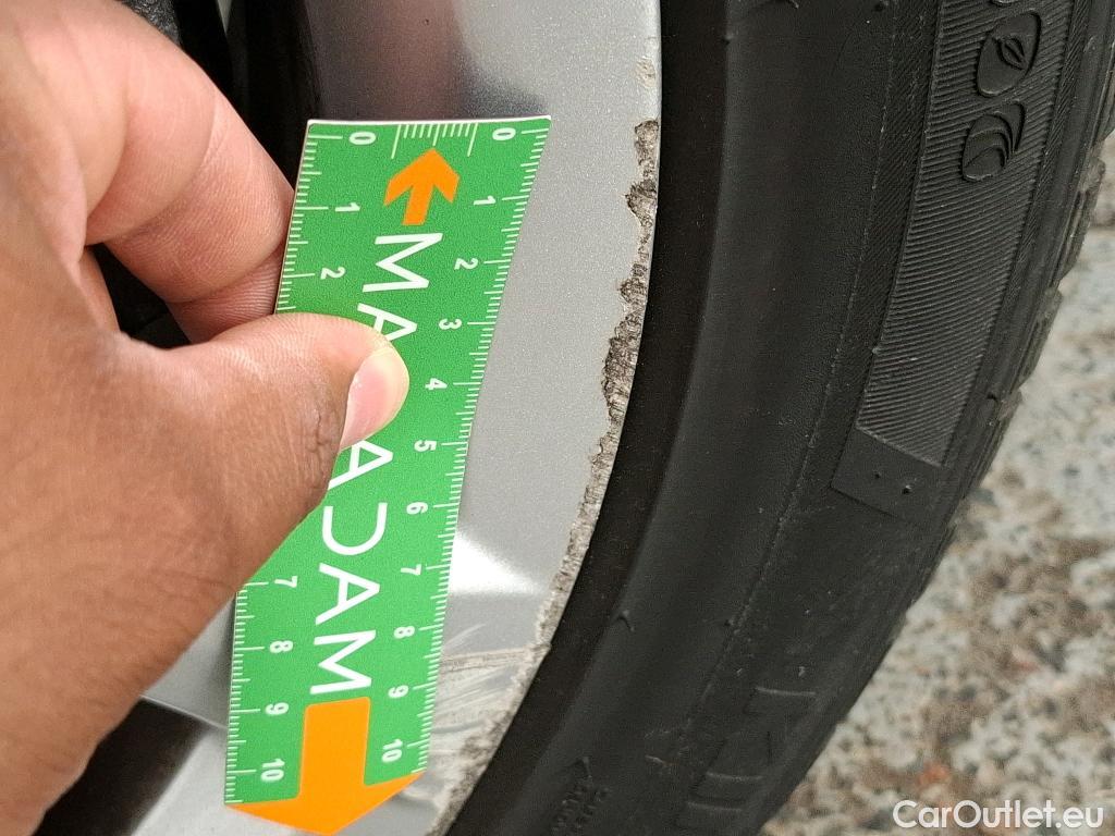  Bmw  Serie 2 BMW  Active Tourer / 2018 / 5P / monospace 225xe Business Design Auto #54