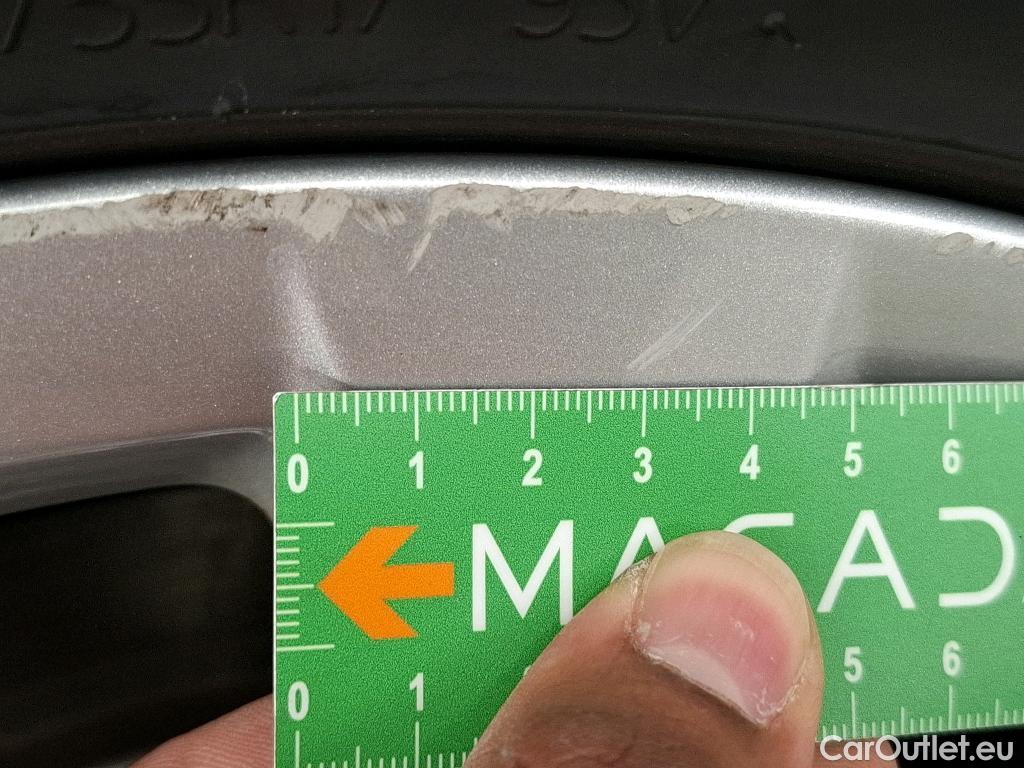  Bmw  Serie 2 BMW  Active Tourer / 2018 / 5P / monospace 225xe Business Design Auto #26