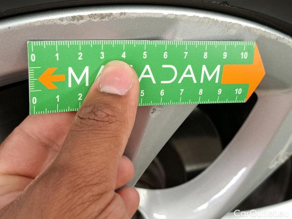  Bmw  Serie 2 BMW  Active Tourer / 2018 / 5P / monospace 225xe Business Design Auto #38