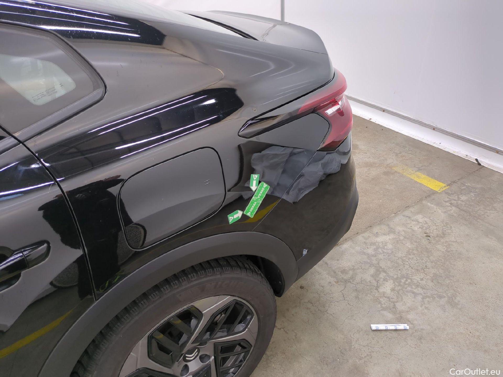  Citroen  C4 X (2022) PureTech 130 S&S EAT8 Feel Pack / GARANTIE CONSTRUCTEUR VOIR PHOTO 2 #10