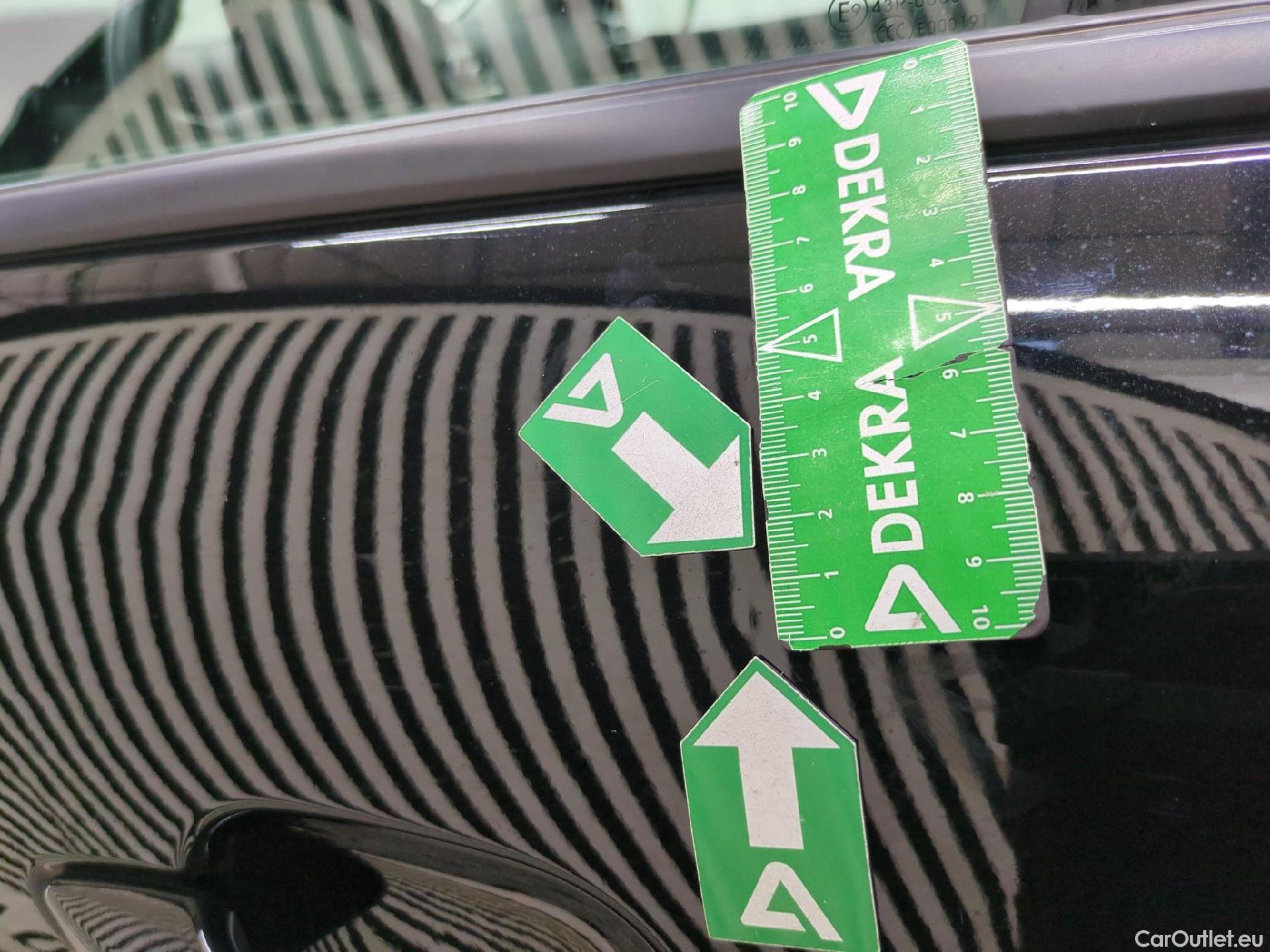  Citroen  C4 X (2022) PureTech 130 S&S EAT8 Feel Pack / GARANTIE CONSTRUCTEUR VOIR PHOTO 2 #22